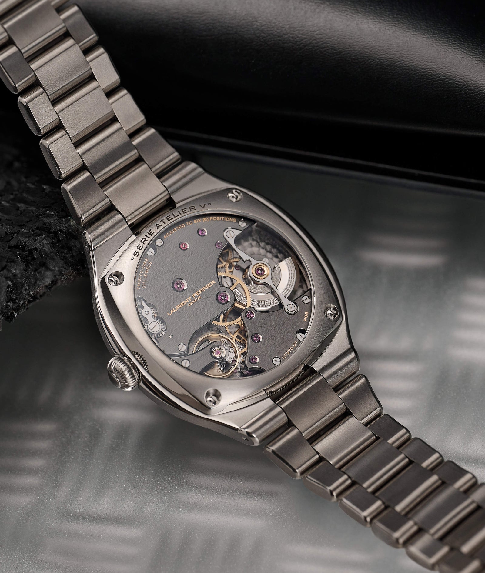限定品 Spark No.40 ポルシェ LAURENT FERRIER Laurent Ferrier Introduces the Sport Auto 40, a Personal Take on