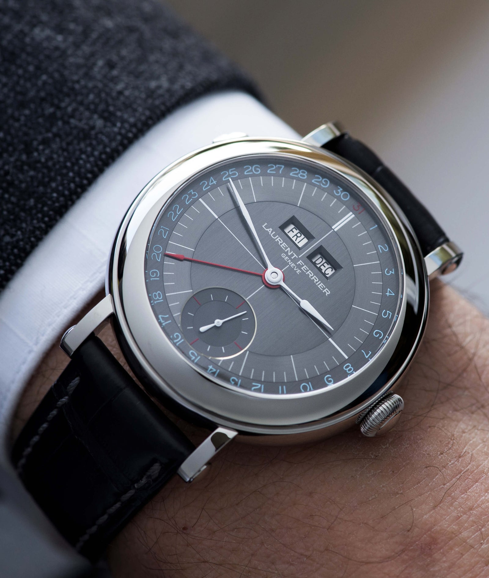 Ecole Annual Calendar – Slate Grey | Laurent Ferrier
