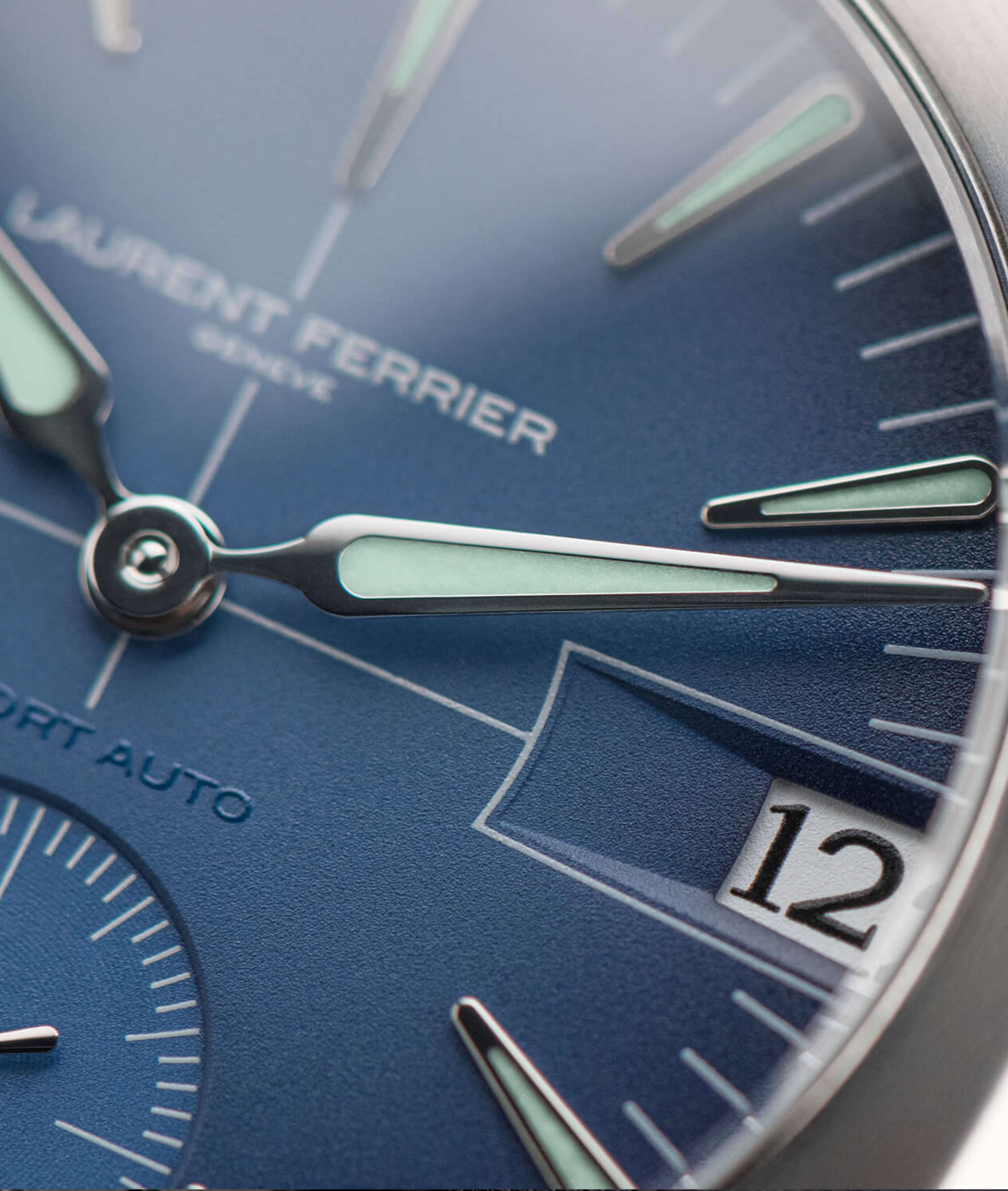 Sport Auto Blue dial detail